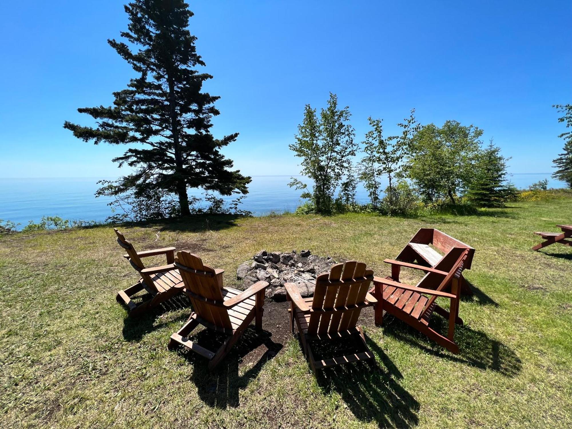 Thomsonite Inn On Lake Superior Grand Marais Eksteriør billede