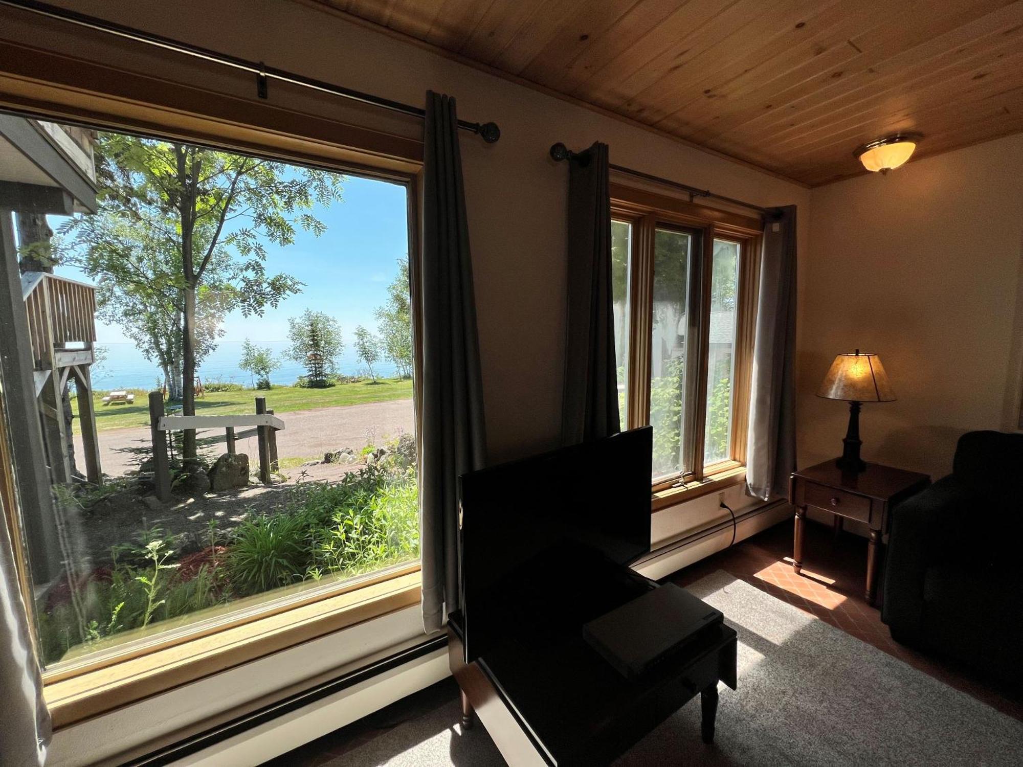 Thomsonite Inn On Lake Superior Grand Marais Eksteriør billede